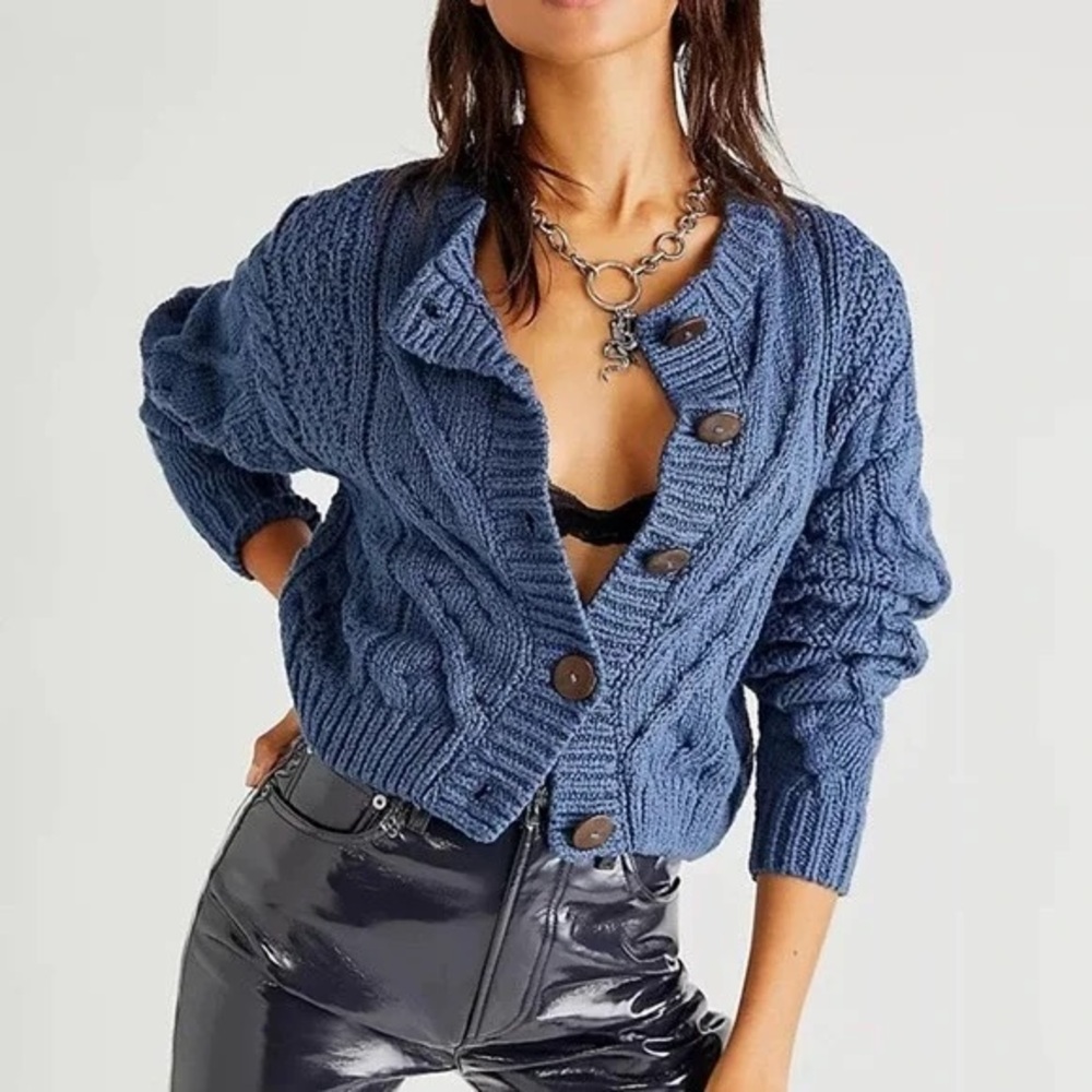 Free People Campfire Chunky Knit Button Cardigan – Blue | Size Small